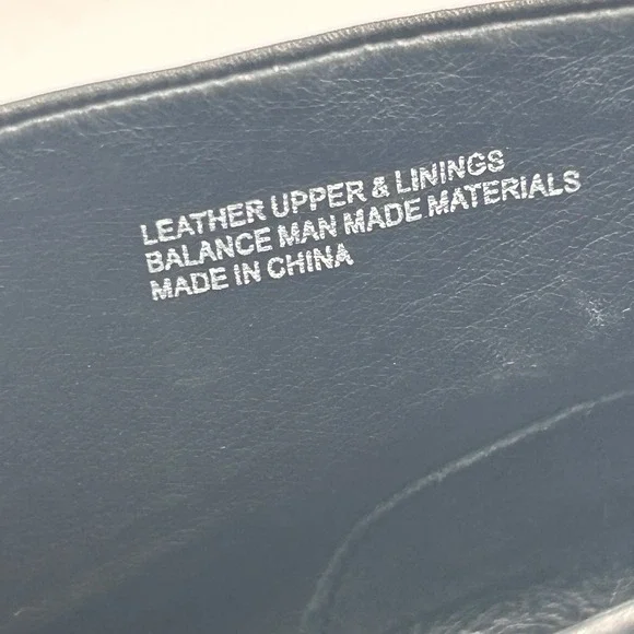 Born Black Leather Lace Up Ankle Boots Block Heel W32440 Womens 8.5 EU 40 - Picture 9 of 9